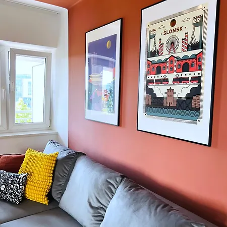 Spodek Apartment
